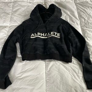 Alphalete cropped hoodie